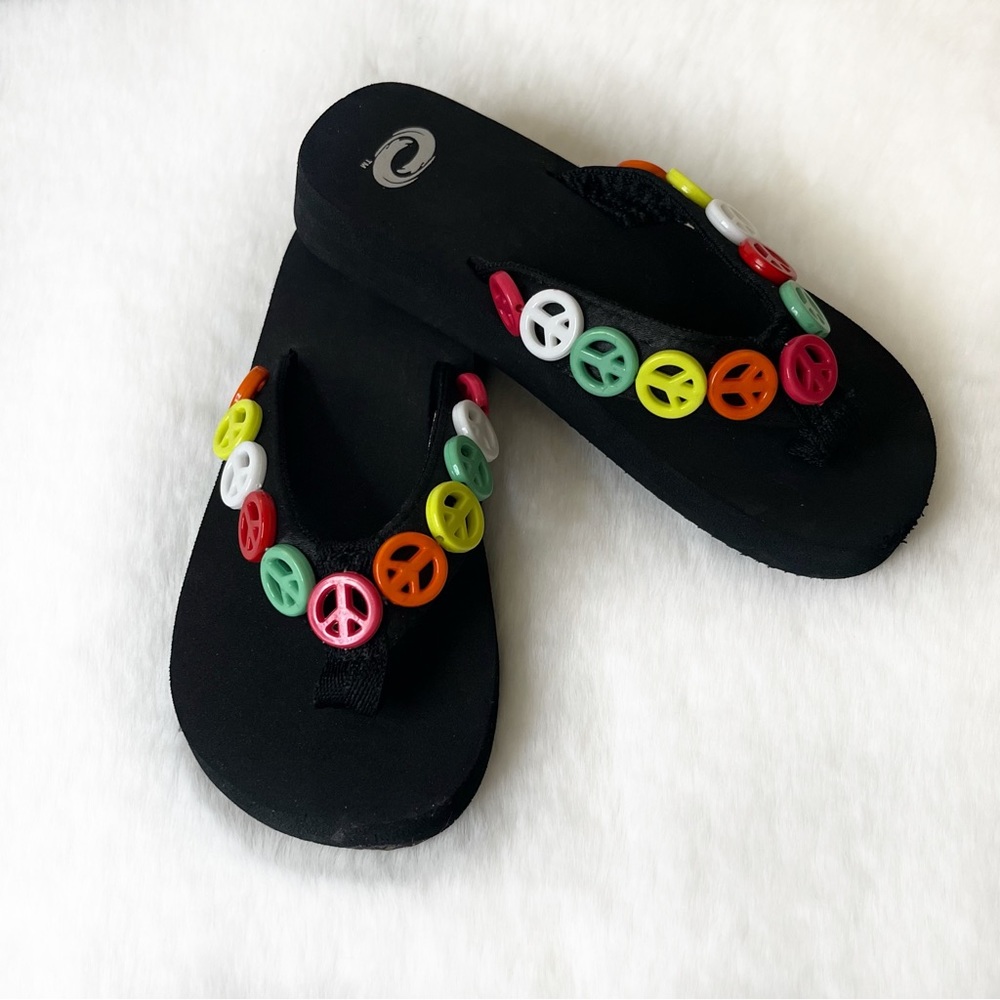 🌟4/$20 SALE🌟O’Rageous Kid’s Peace Symbol Flip Flops Size 11